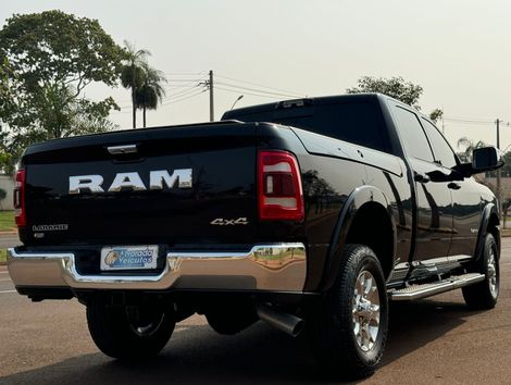 RAM 3500 LARAMIE 6.7 TB CD 4x4 Diesel