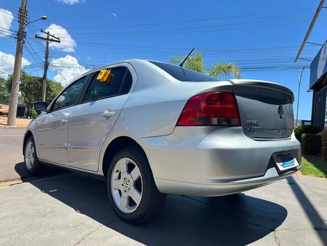 VolksWagen VOYAGE COMF/Highli. 1.6 T.Flex 8V 4p