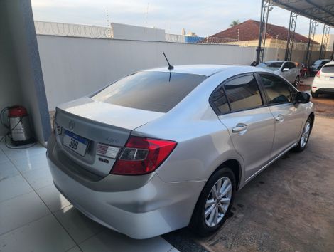 Honda Civic Sedan LXR 2.0 Flexone 16V Aut. 4p