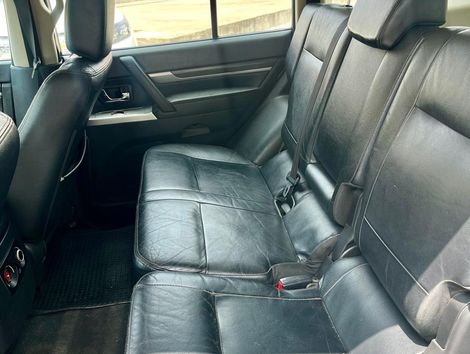 Mitsubishi Pajero HPE Full 3.2 4x4 T.I.Dies. 5p Aut