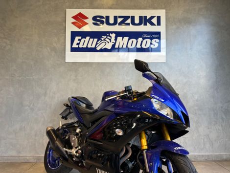 YAMAHA YZF R-3 321/ABS