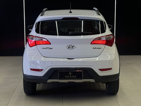 Hyundai HB20X Style 1.6 Flex 16v Mec.