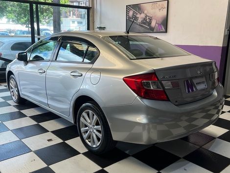 Honda Civic Sedan LXR 2.0 Flexone 16V Aut. 4p