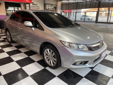 Honda Civic Sedan LXR 2.0 Flexone 16V Aut. 4p