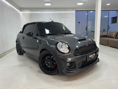 Mini COOPER COUPE John Works 1.6 Aut.