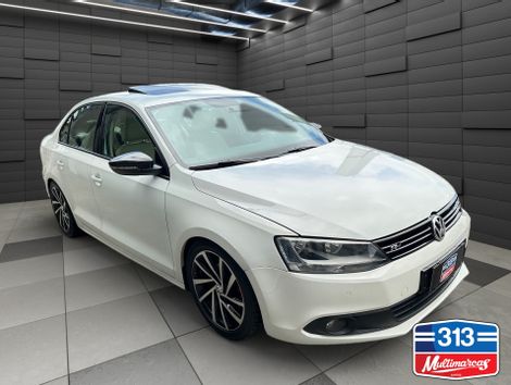 VolksWagen JETTA Comfortline 2.0 T.Flex 8V 4p Tipt.