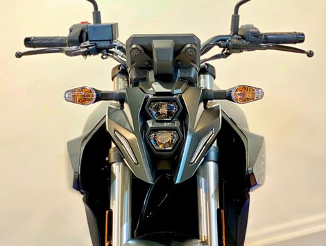 SUZUKI Motos gsx-8s