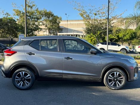 Nissan KICKS Active S 1.6 16V Flex Aut.