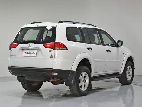 Mitsubishi Pajero DAKAR 3.2 4x4 T.I. Dies. 5p Aut.