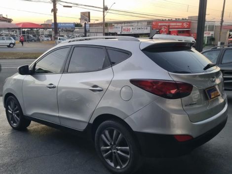 HYUNDAI 2.0 MPI 4X2 16V GASOLINA 4P MANUAL