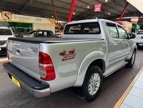 Toyota Hilux CD SRV D4-D 4x4 3.0 TDI Diesel Aut