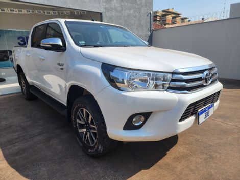 Toyota Hilux CD SRV 4x4 2.7 Flex 16V Aut.