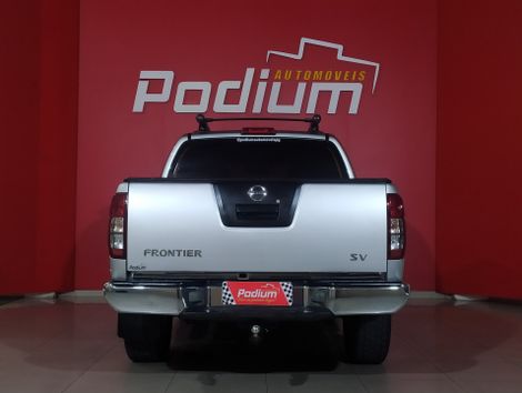 Nissan Frontier SV AT. CD 4x4 2.5 TB Dies. Aut.