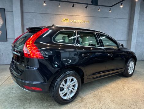 Volvo XC 60 T-5 KINETIC 2.0 245cv FWD 5p