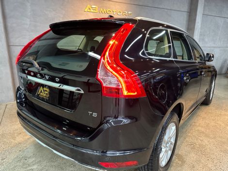 Volvo XC 60 T-5 KINETIC 2.0 245cv FWD 5p