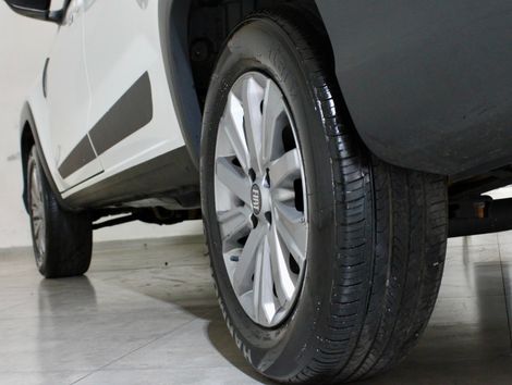 Fiat Strada Freedom 1.3 Flex 8V  CS Plus