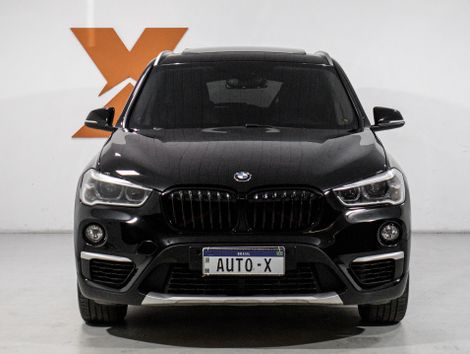 BMW X1 SDRIVE 20i X-Line 2.0 TB Active Flex