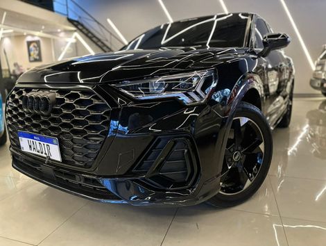 Audi Q3 SPB Perf. Black 2.0 TFSI Tipt. Quat.