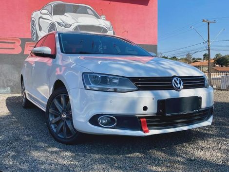 VolksWagen JETTA Comfortline 2.0 T.Flex 8V 4p Tipt.