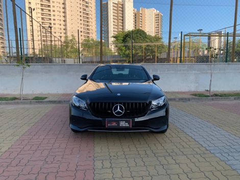 Mercedes E-250 CGI Avantgarde 2.0 TB 211cv Aut.