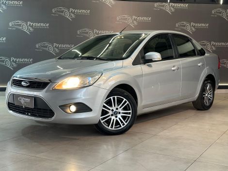 Ford Focus 2.0 16V/ 2.0 16V Flex 5p