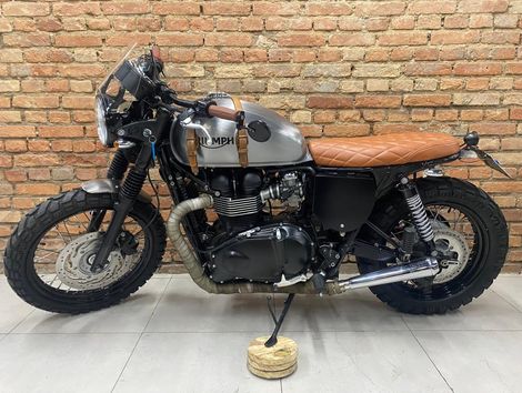 TRIUMPH BONNEVILLE T100 