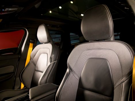 Volvo XC 60 T-8 Pol. Eng. 2.0 AWD (Híbrido)