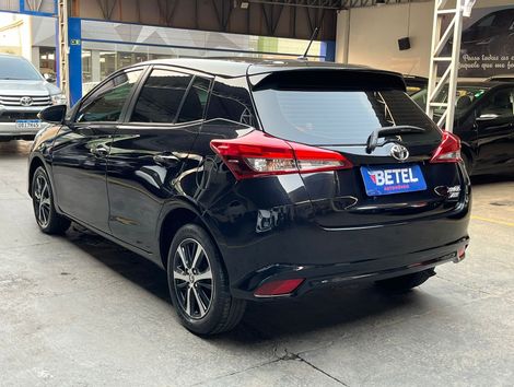 Toyota YARIS XLS Connect 1.5 Flex 16V 5p Aut.