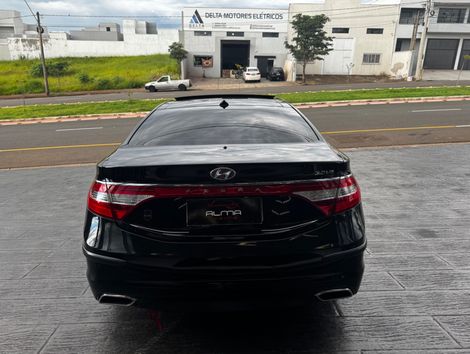 Hyundai AZERA 3.0 V6 24V 4p Aut.
