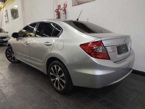 Honda Civic Sedan LXR 2.0 Flexone 16V Aut. 4p