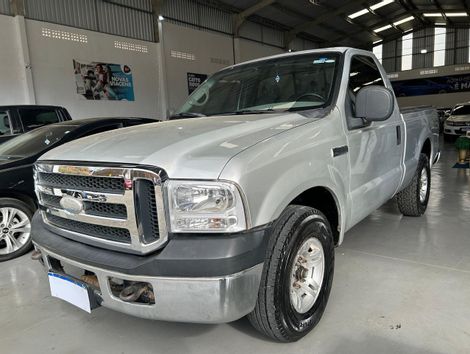 FORD F-250XLT 3.9 4X2 CD