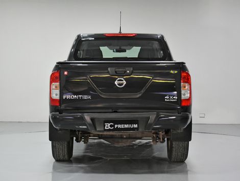 Nissan Frontier S CD 4x4 2.3 TB Diesel Mec.