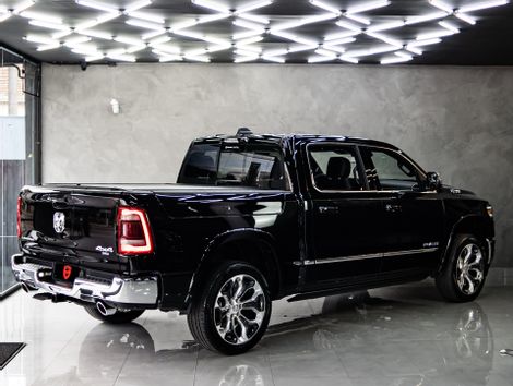 RAM 1500 LIMITED 5.7 CD 4x4 Aut.