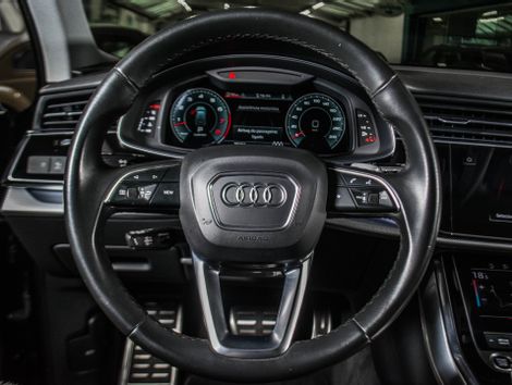 Audi Q7 S-Line 3.0 V6 TFSI Quattro Tiptronic