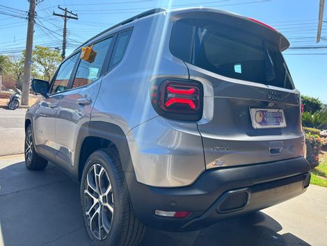 Jeep Renegade Long. T270 1.3 TB 4x2 Flex Aut.