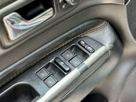 VolksWagen Golf 1.6Mi/ 1.6Mi Gener./Black & Silver