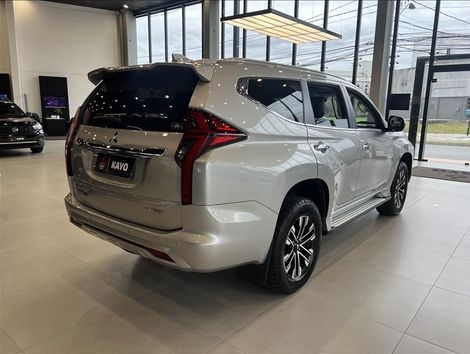 Mitsubishi Pajero Sport 2.4 DI-D HPE-S 4WD