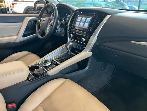 Mitsubishi Pajero Sport 2.4 DI-D HPE-S 4WD