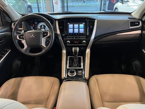 Mitsubishi Pajero Sport 2.4 DI-D HPE-S 4WD