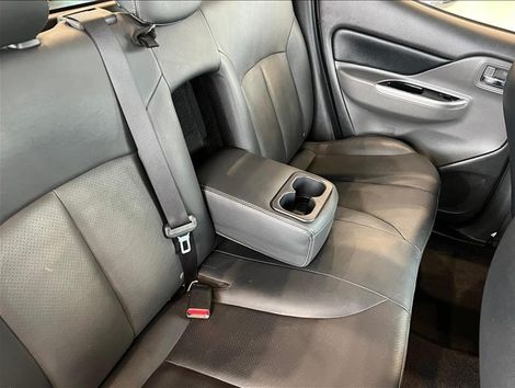 Mitsubishi L200 Triton Sport 2.4 DID-H HPE 4WD (Aut)