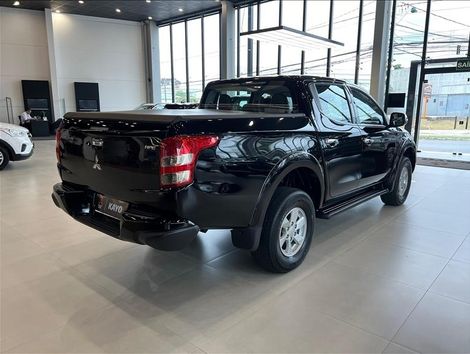 Mitsubishi L200 Triton Sport 2.4 DID-H HPE 4WD (Aut)