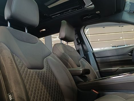 Jeep Commander 1.3 T270 Overland