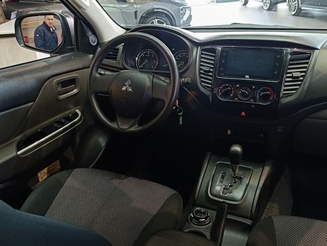 Mitsubishi L200 Triton 2.4 D GLS 4WD (Aut)