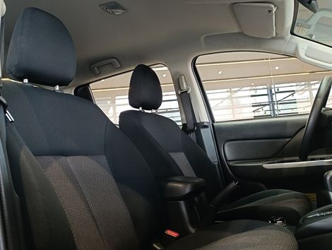 Mitsubishi L200 Triton 2.4 D GLS 4WD (Aut)