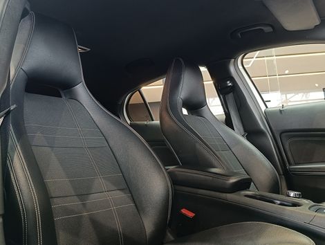 Mercedes-Benz GLA 200 Style