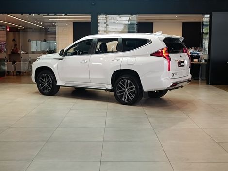 Mitsubishi Pajero Sport 2.4 DI-D Legend 4WD (Aut)