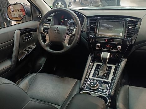 Mitsubishi Pajero Sport 2.4 DI-D Legend 4WD (Aut)