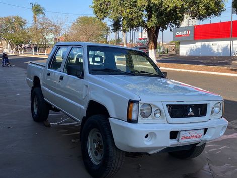 Mitsubishi L200 GL 2.5 4X4 CD Diesel