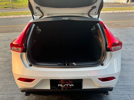 Volvo V40 T-4 KINETIC 2.0 Aut.