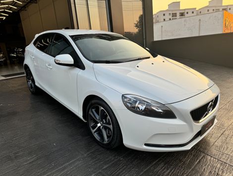Volvo V40 T-4 KINETIC 2.0 Aut.
